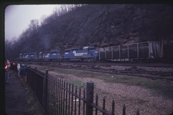 SD40-2s 6439, 6434, and 6433 at Horseshoe Curve