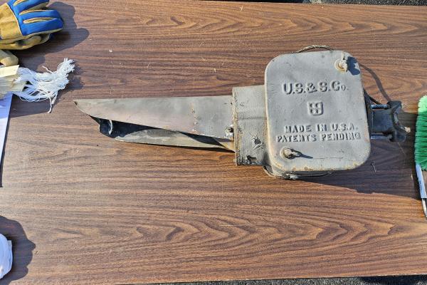 PRR position-light Lamp Assembly with Hood (visor)