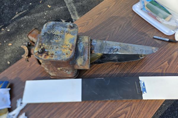 PRR position-light Lamp Assembly with Hood (visor)