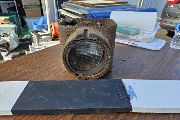 PRR position-lighyt Lamp Housing with lens, some guts