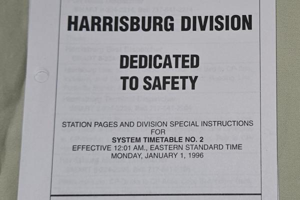 CR System Timetable No. 2, Harrisburg Division, 1996-01-01