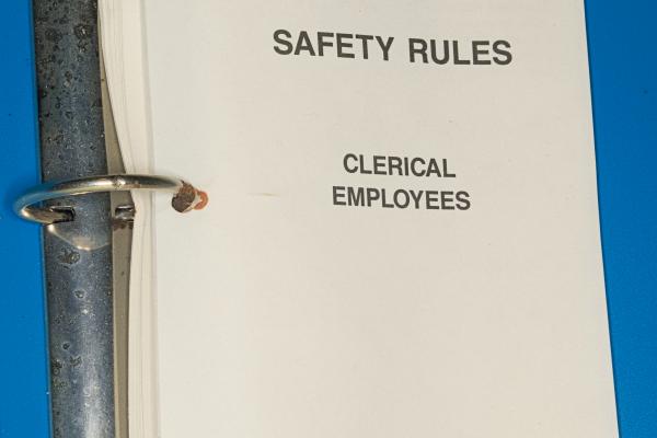 CR Safety Rules for Clerical Employees, 1993-09-01