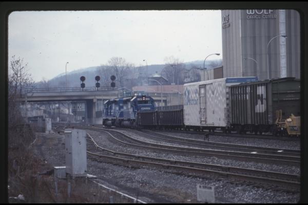 CR 6369 - WB freight at Altoona, PA