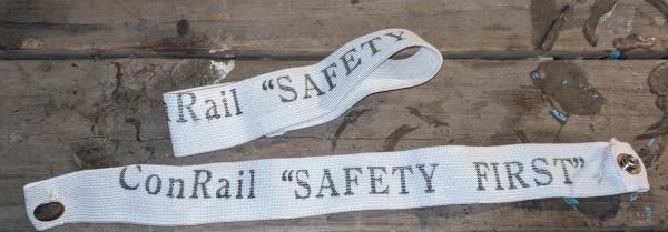 White ConRail Safety elastic bands (2x)
