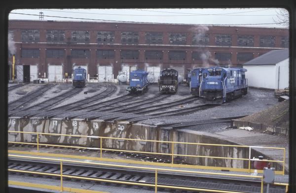 Conrail 6570 in Juniata PA on 5/5/89