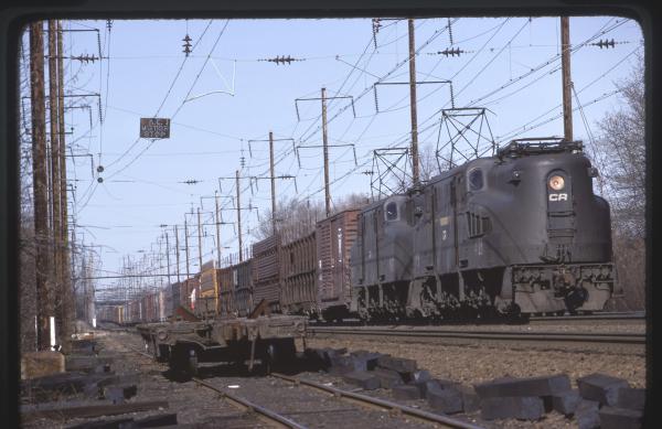 Conrail 4828 in Monmouth Junction NJ on 4/22/78