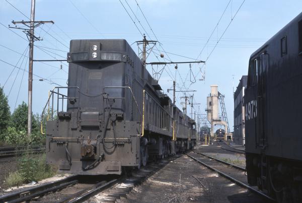 Conrail 4442 in Morrisville PA on 7/11/76