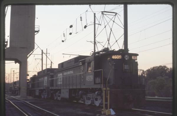 Conrail 4609 in Morrisville PA on 11/6/76