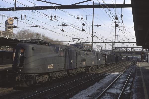 Conrail 4853 in Trenton NJ on 2/9/77