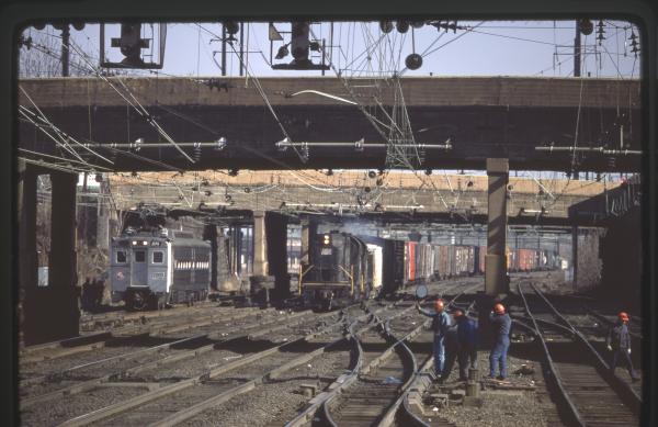 Conrail 6866 in Trenton NJ on 2/18/77
