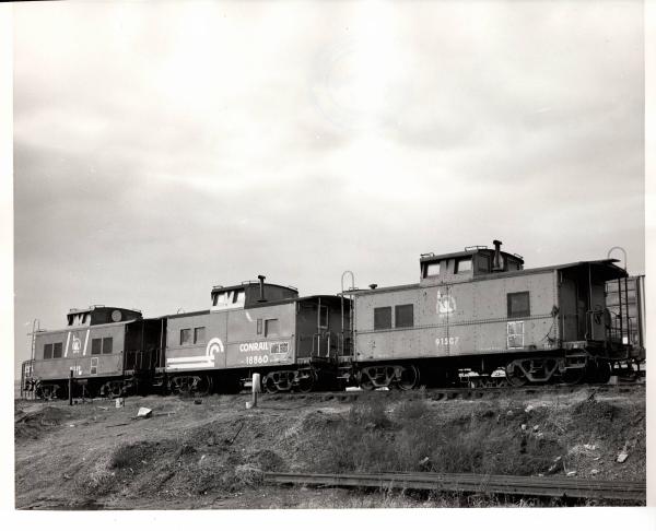 Photograph of N4B 18860, 91507 and 91529 at Elizabethport NJ. 10/31/76