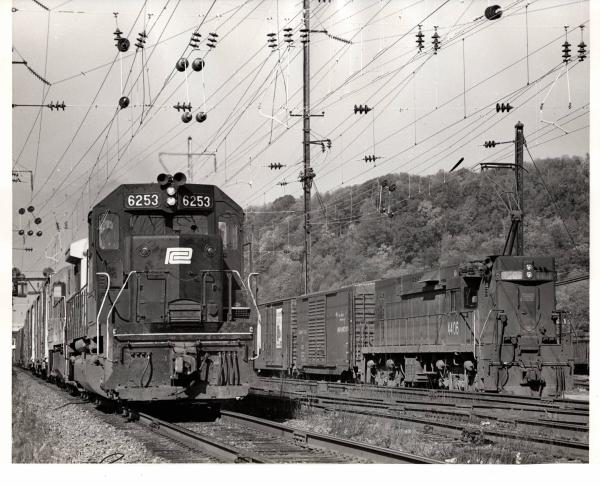Photograph of SD40 6253 and E44 4406 at Columbia PA. 10/22/76