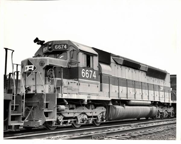 Photograph of SDP45 6674 at Collinwood Yard. 7/31/76