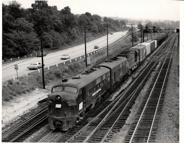 Photograph of FP7 4341 and others entering the yard at Conway PA. 7/30/76