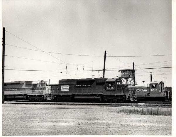 Photograph of SD40 6246, SD45 3622 and SW1 8513 at Riley St Tower, Harrisburg. 7/76