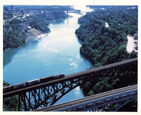 RS3m on bridge, location unknown