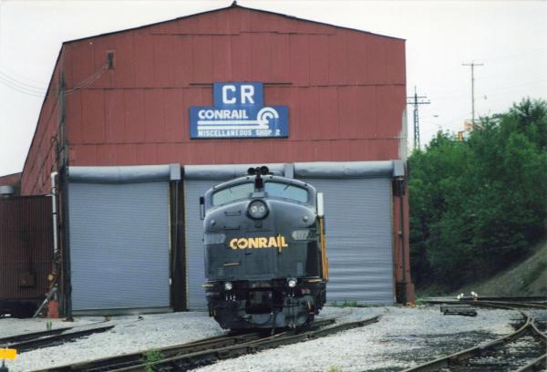 Conrail 4022 at Special Equipment Shop - Miscellaneous Shop 2 - Juniata, PA