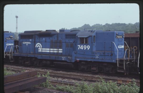 GP18 7499 in Rutherford, PA