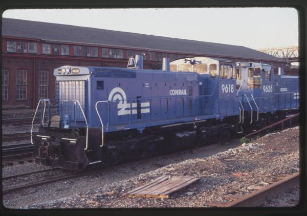 SW1500s 9618 and 9626 in Rutherford, PA