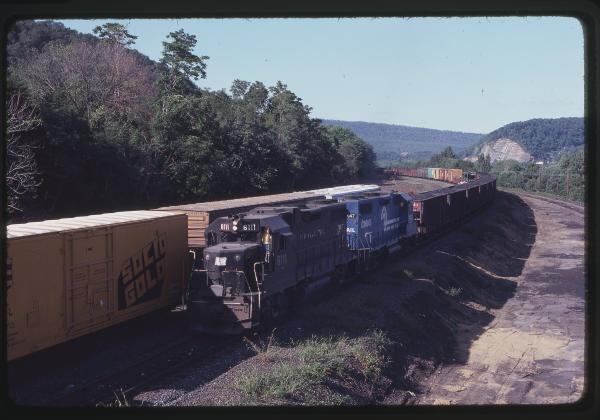 GP38-2s 8111 and 7947 Eastbound in Enola, PA