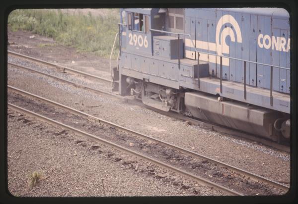 U33B 2906 Eastbound in Enola, PA