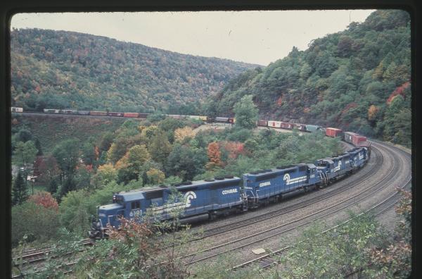 SD45s 6191 and 6185 and GP40 3197 at Horseshoe Curve