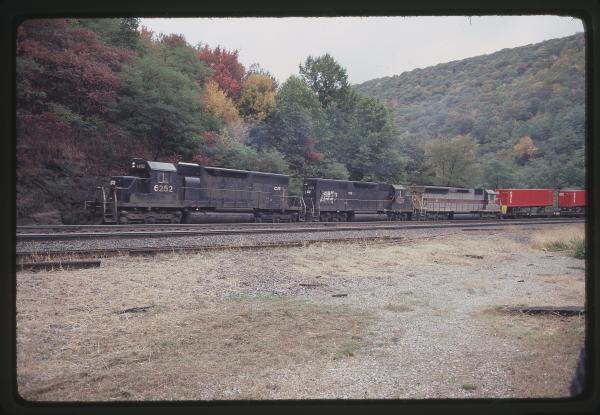 SD40 6252, GP40 3008, and SD45 6077 at Horseshoe Curve
