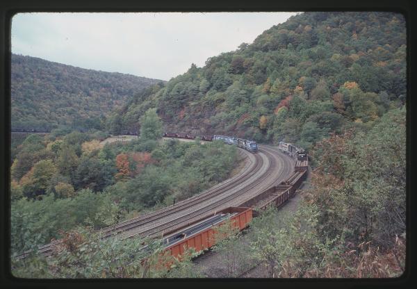 SD40s 6286 and 6281 and SD45-2 6698 on C&I Coal Train at Horseshoe Curve