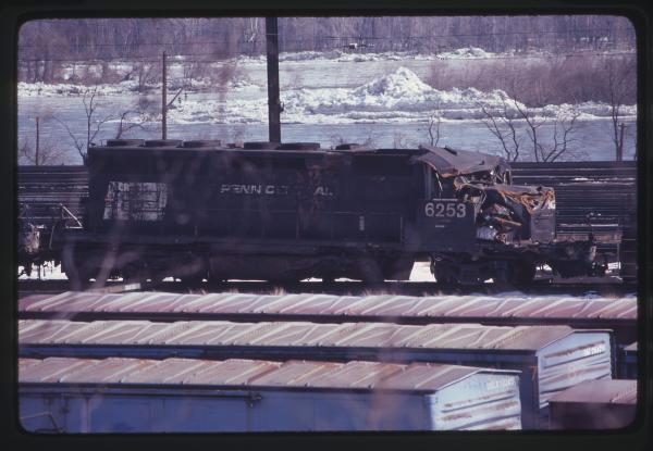 Wrecked SD40 6253 in Enola, PA