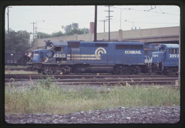Wrecked GP40-2 3360 in Harrisburg, PA