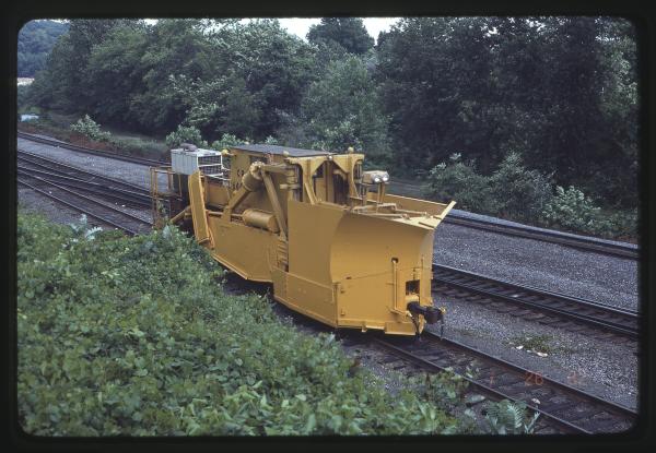 MoW Spreader 646XX in Bethlehem, PA