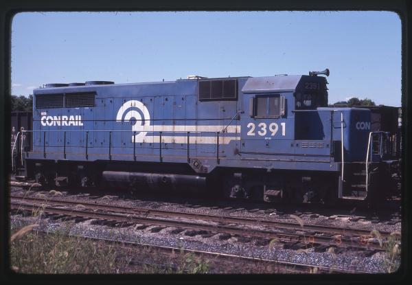 GP35 2391 in Rutherford, PA