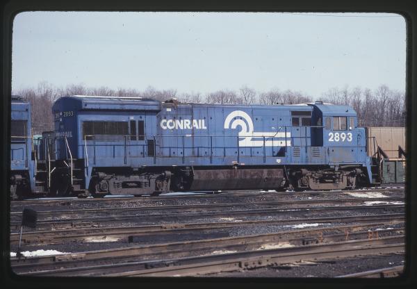 U33B 2893 in Rutherford, PA