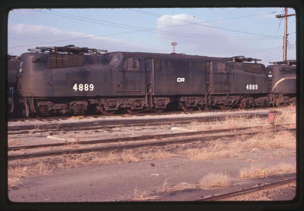 GG1 4889 in Rutherford, PA