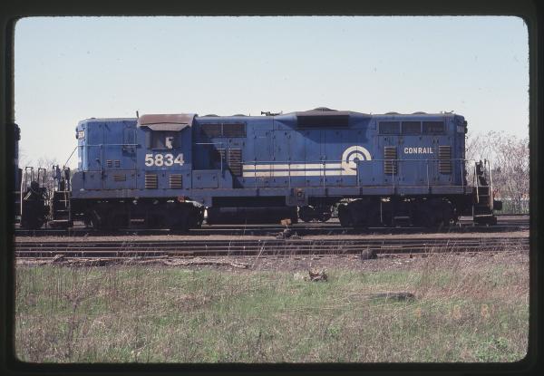GP7 5834 in Rutherford, PA