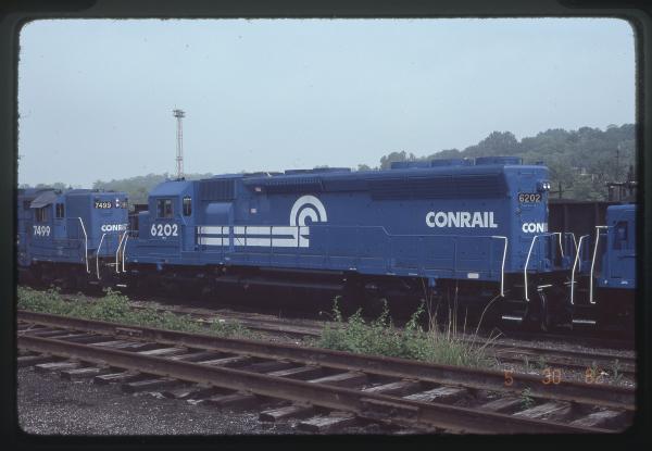 SD45 6202 in Rutherford, PA