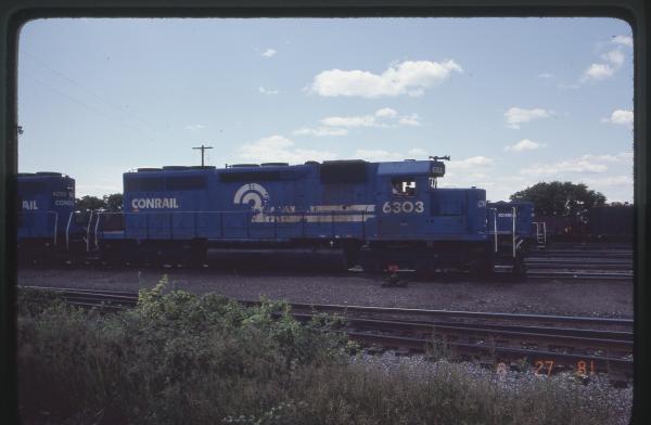 SD40 6303 in Rutherford, PA