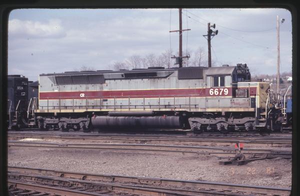 SDP45 6679 in Rutherford, PA
