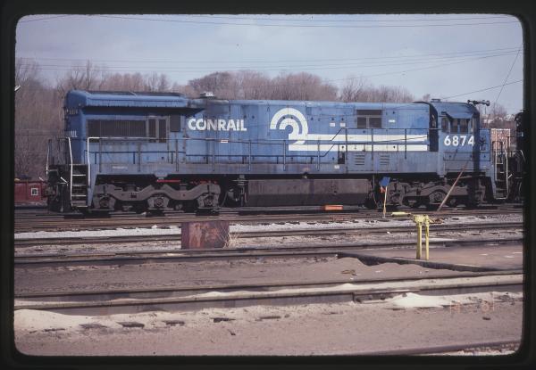 U33C 6874 in Rutherford, PA