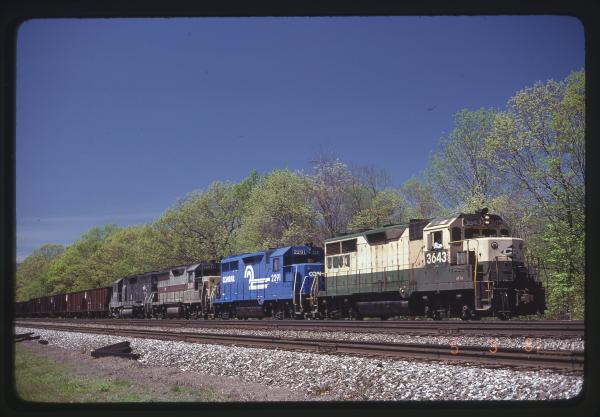 GP35s 3643, 2291, and 3691 with GP40 3253 at Cove, PA