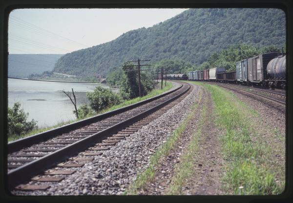 Conrail at Duncannon, PA