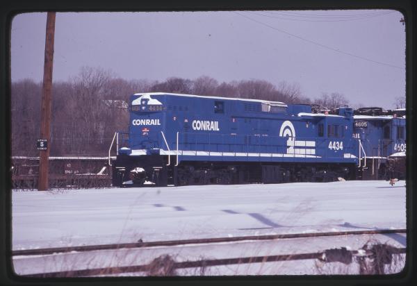 E44 4434 in Rutherford, PA
