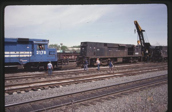Wrecked E44s 4400 and 4439 at Rutherford, PA