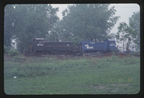 SW900 8707 and SW8M 8677 in Lebanon, PA