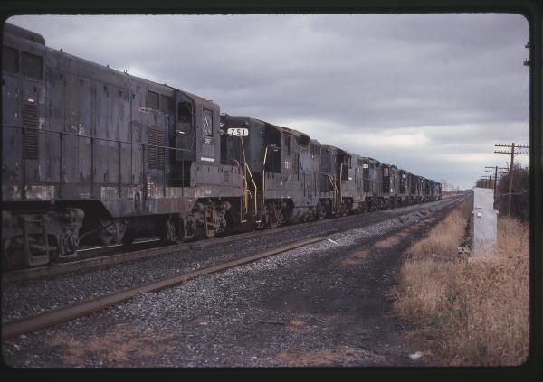 String of Norfolk & Western Engines heading to Scrap behind SD40 6300 and GP38-2 8120 in Cleona, PA