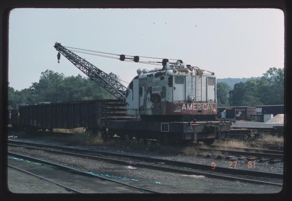 MoW Crane 2547 in Bethlehem, PA