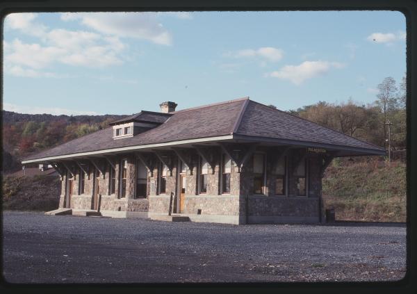 Untitled Ralph Curcio Photo 388