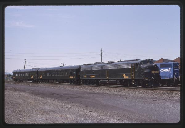 Photo of EMD E8 4020 with Train
