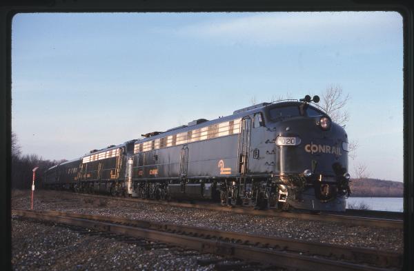 Photo of EMD E8 4020 in Duncannon PA