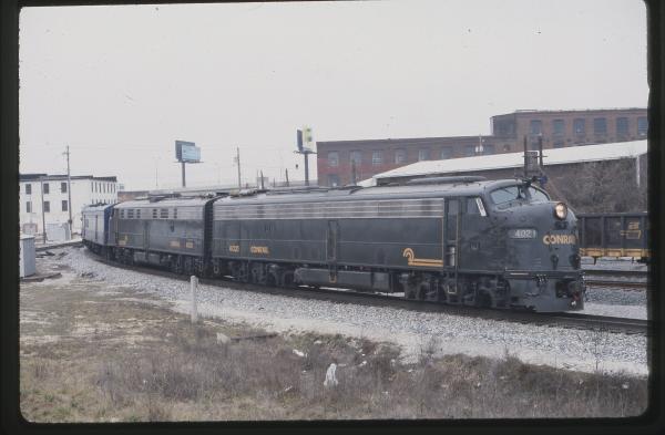 Photo of EMD E8 4021 Rounding Bailey's Wye EB in Baltimore MD